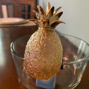 Gold Pineapple Wallflower Light.